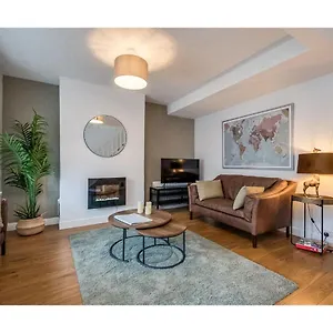 Work-rest-play R&r Apartment Belfast