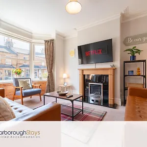 - Mayville Holiday home Scarborough