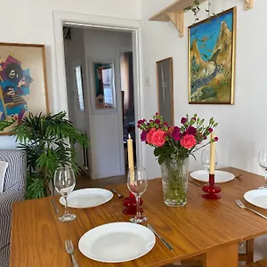 2 Bed With Garden Near Centre & Beach, Free Parking Edinburgh